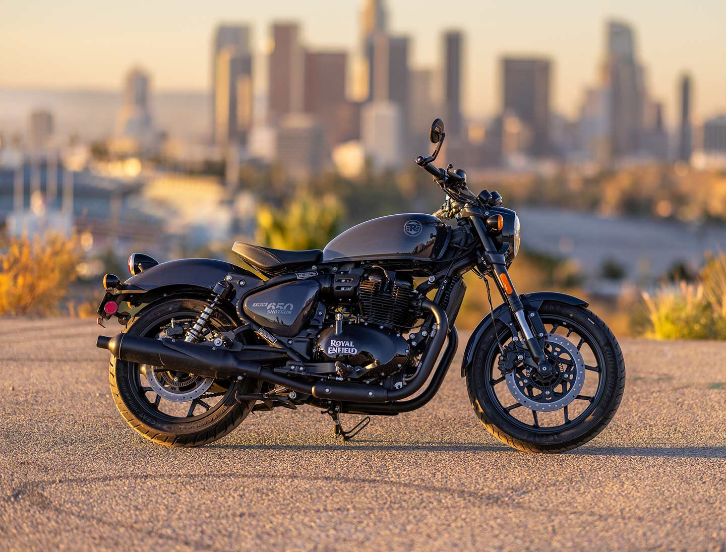 Royal Enfield Shotgun 650 Black Colour | Shotgun 650 Royal Enfield Price